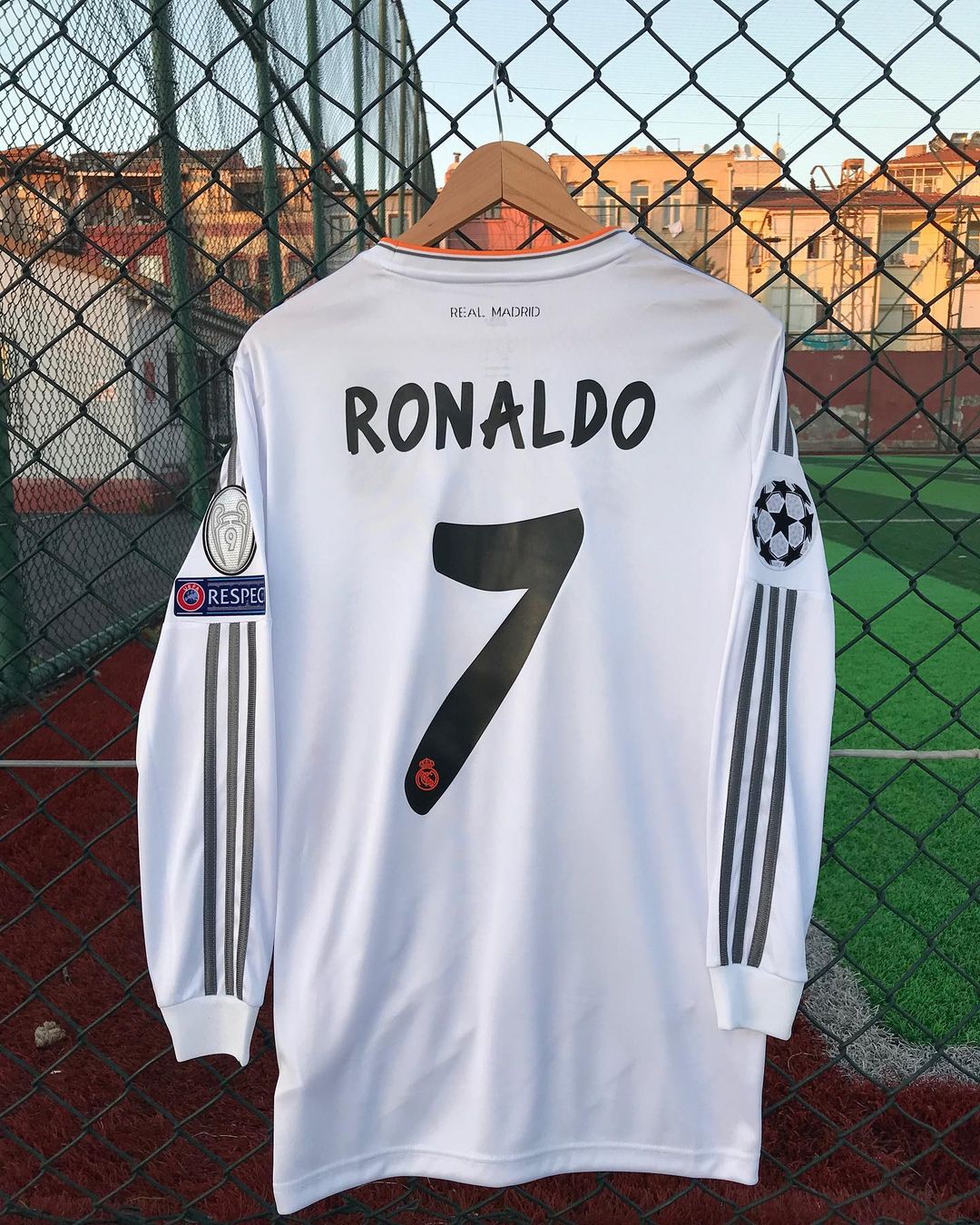 2013/2014 Real Madrid Trikot mit langen Ärmeln