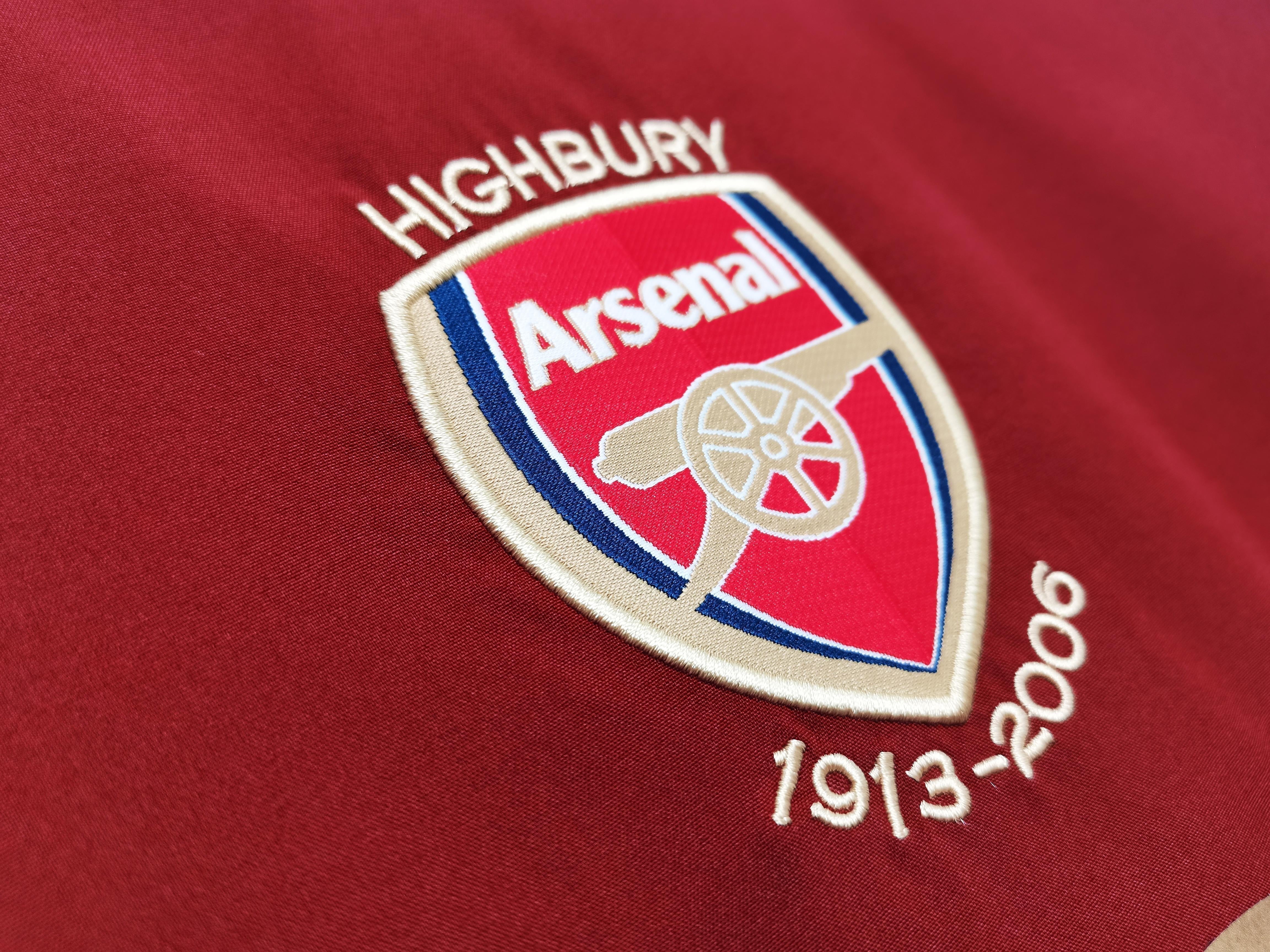 Kit casalingo manica lunga Arsenal 2005-2006