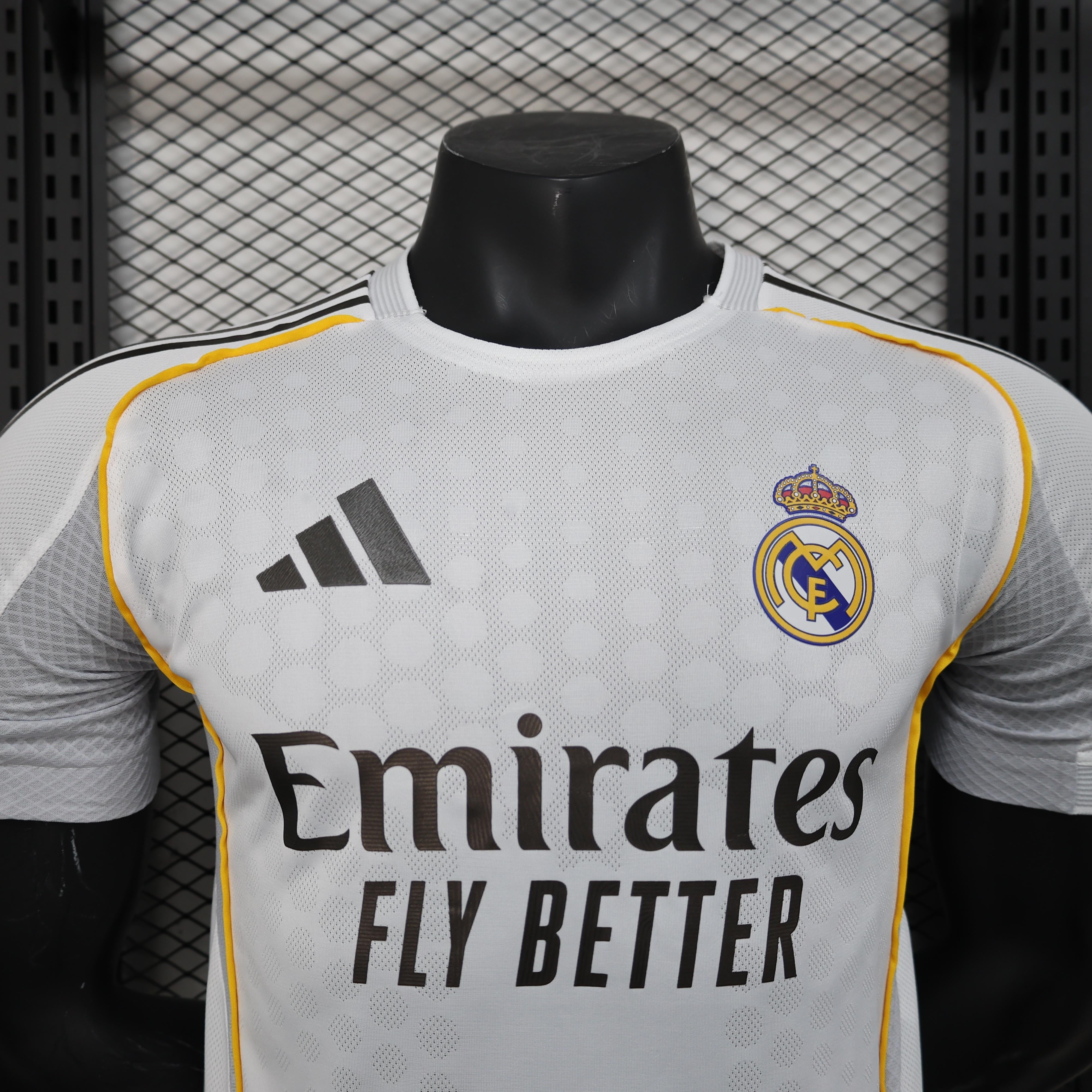 Kit Casa Real Madrid 2025-2026