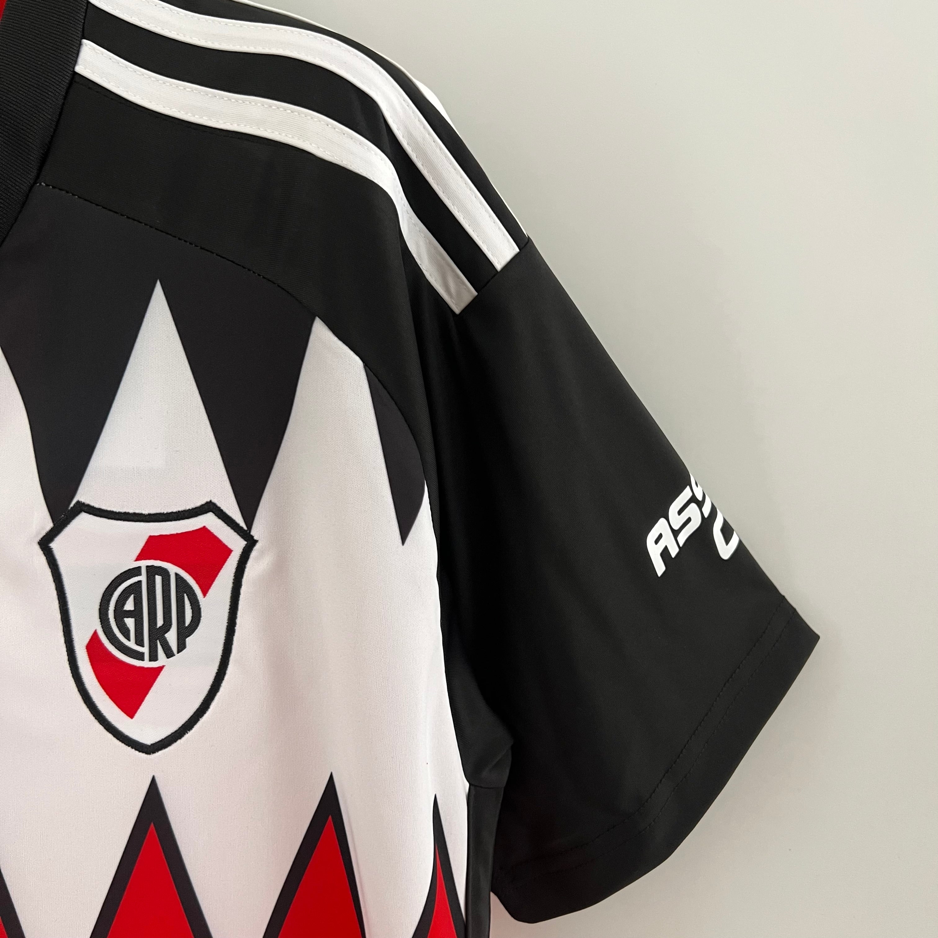 River Plate 23-24 visitante