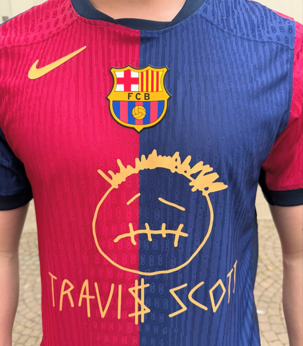 Maglia Fc Barcelona X Travis Scott edizione speciale