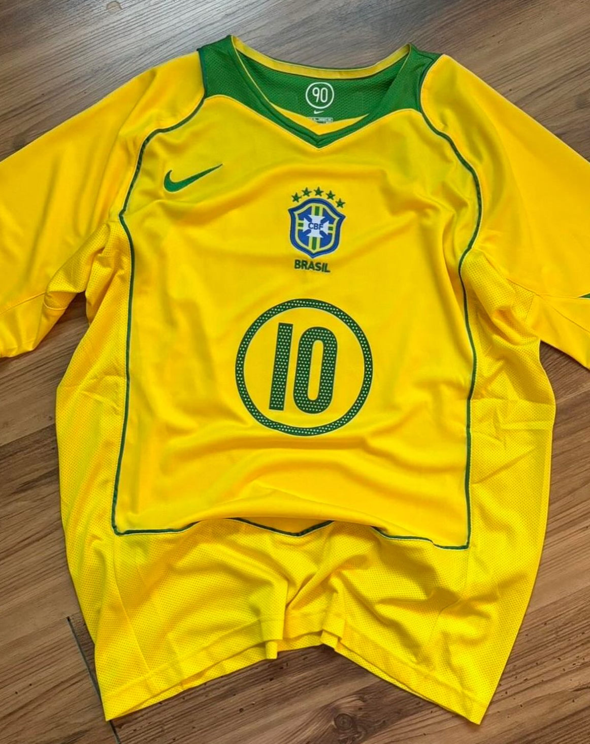 Camiseta retro Brasil 2004