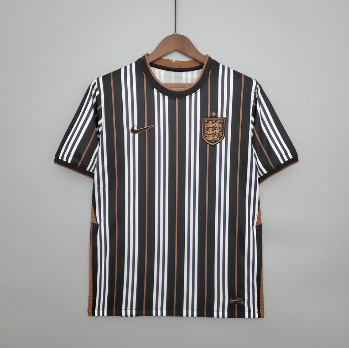2024/25 England x Burberry Sonderedition