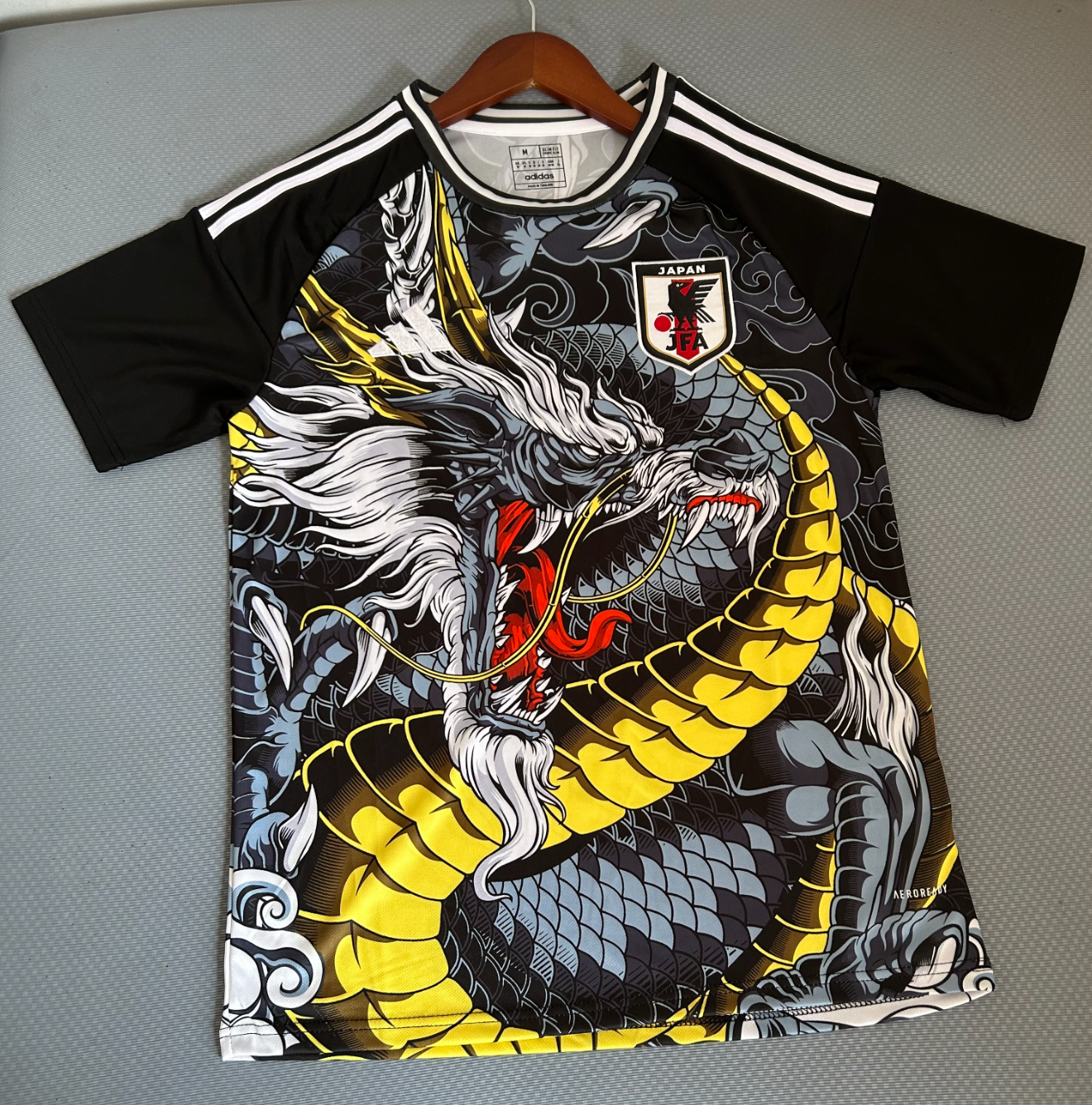 Kit Giappone Drago Giallo 2025/2026 Edizione Speciale