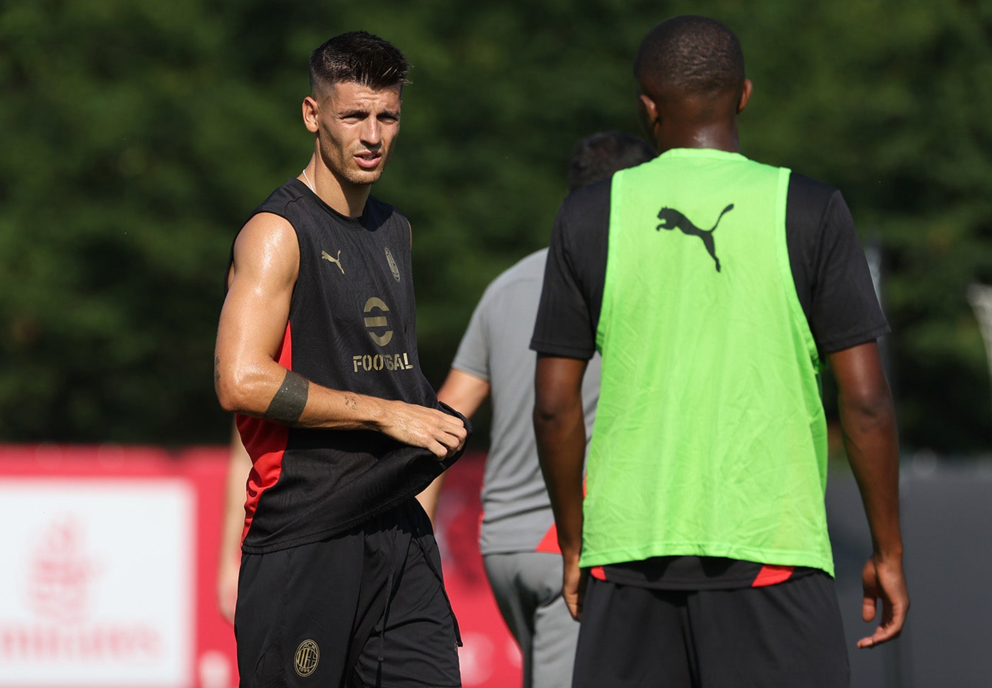 Set allenamento smanicato AC Milan 2025