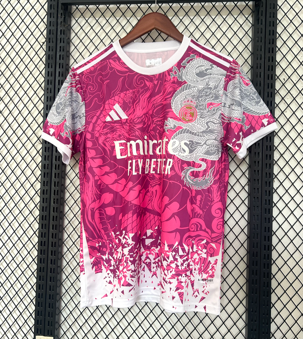 Real Madrid Pinker Drache 2026 Sonderedition