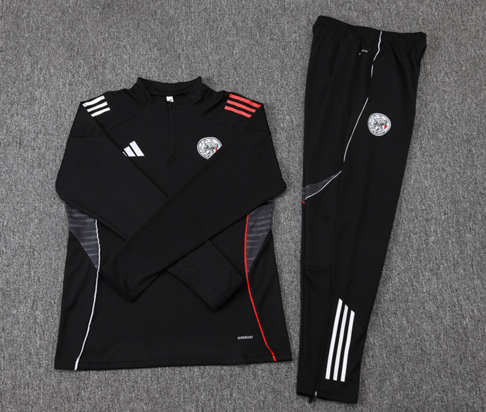 Tuta Nera Ajax 2025/2026