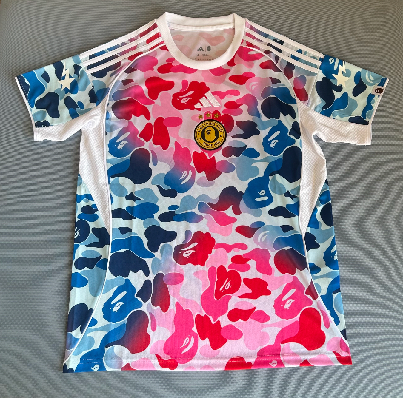 Bathing Ape (BAPE) Maglia Camouflage Blu Rosa 2026
