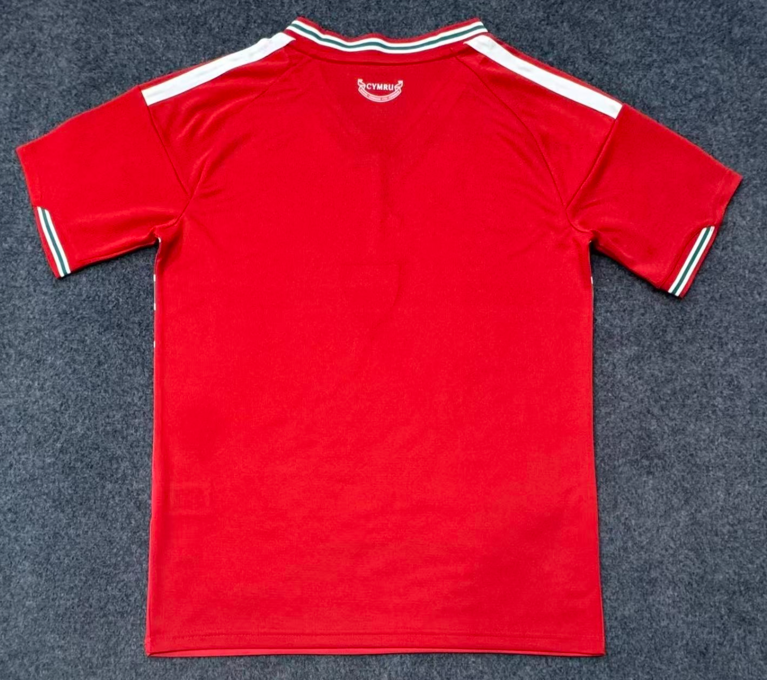 Wales 2026 WM Heimtrikot