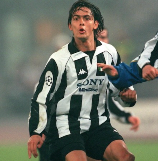 Juventus 1997-1998 Kit Casa Manica Lunga
