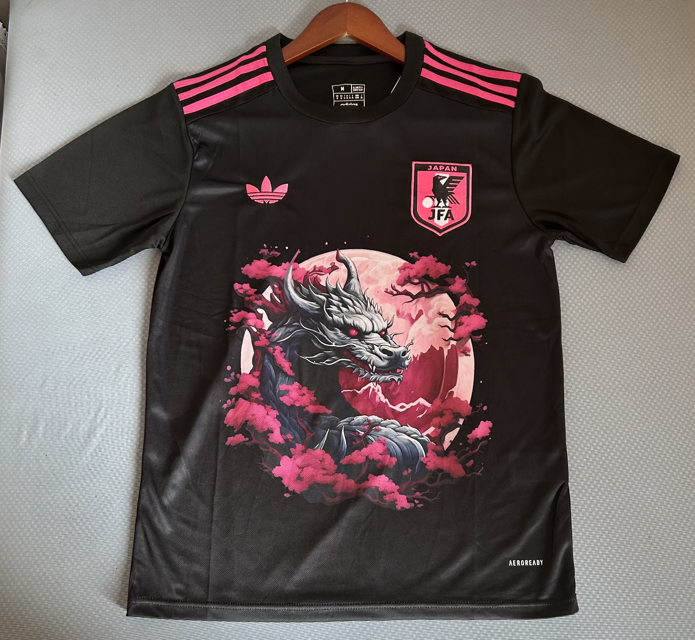 Maglia Giappone Drago Rosa Edizione Speciale 2025/2026