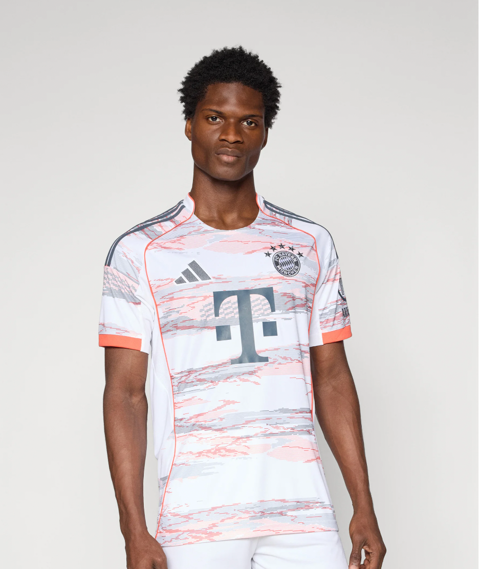 Divisa trasferta Bayern Monaco 2025/2026
