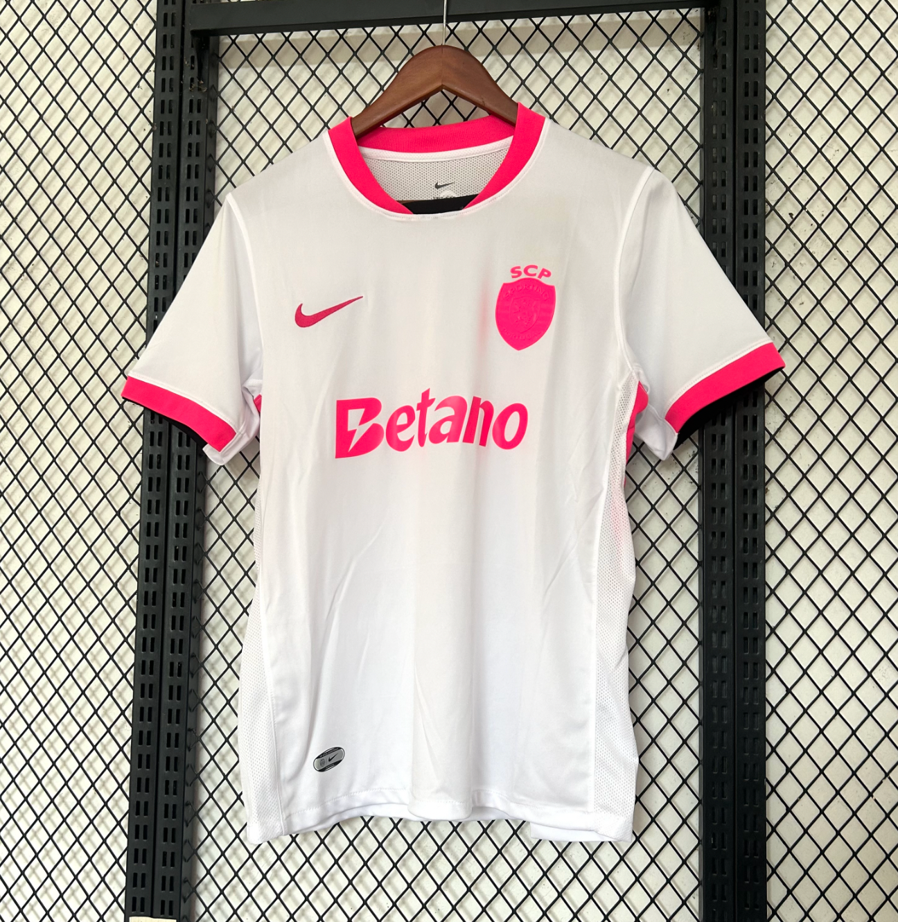 Sporting Lisbona 2026 Maglia Bianca e Rosa