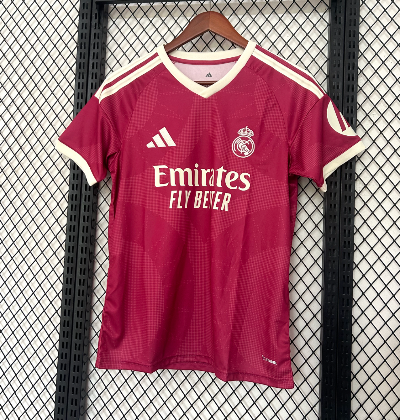 Maglia terza Real Madrid CF 2026/2027 rosa