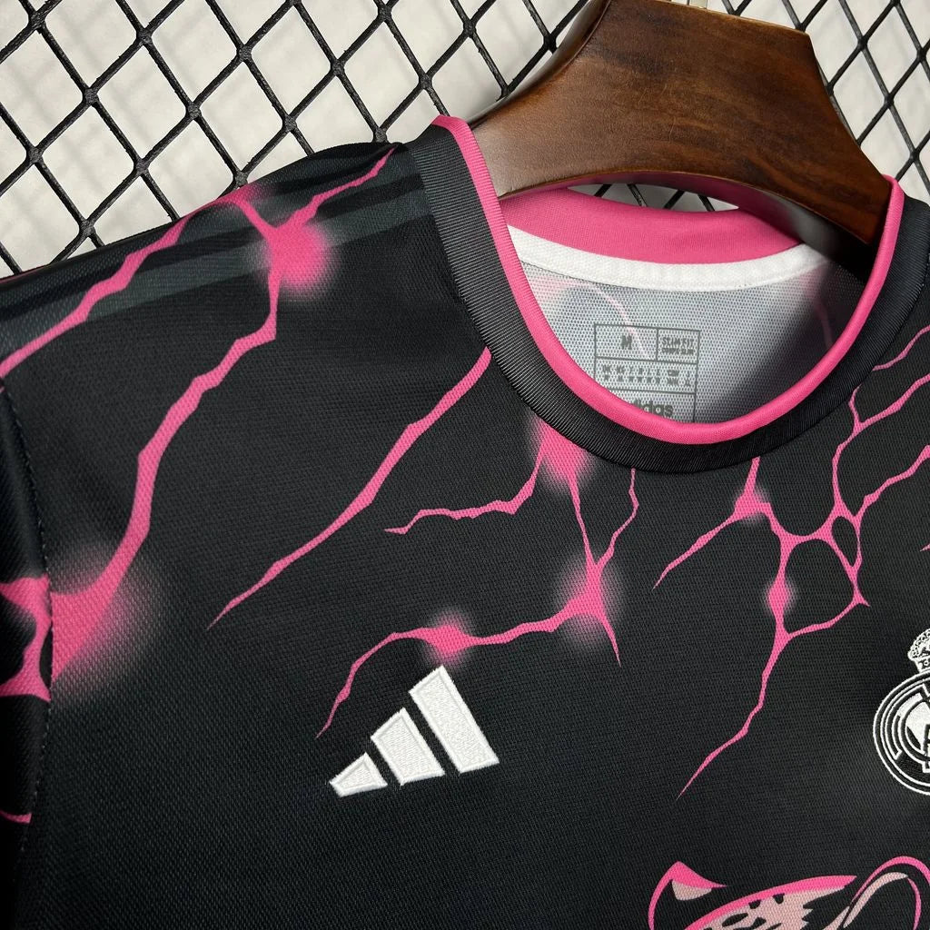 Real Madrid 24/25 Sonderedition Panther Trikot