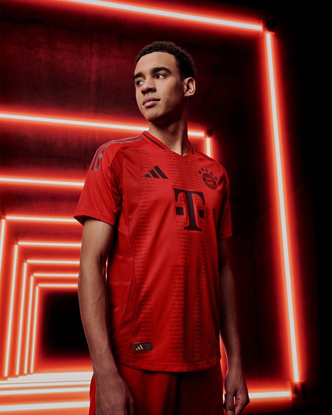 Bayern München Heimspieler-Version Trikot 2024/25