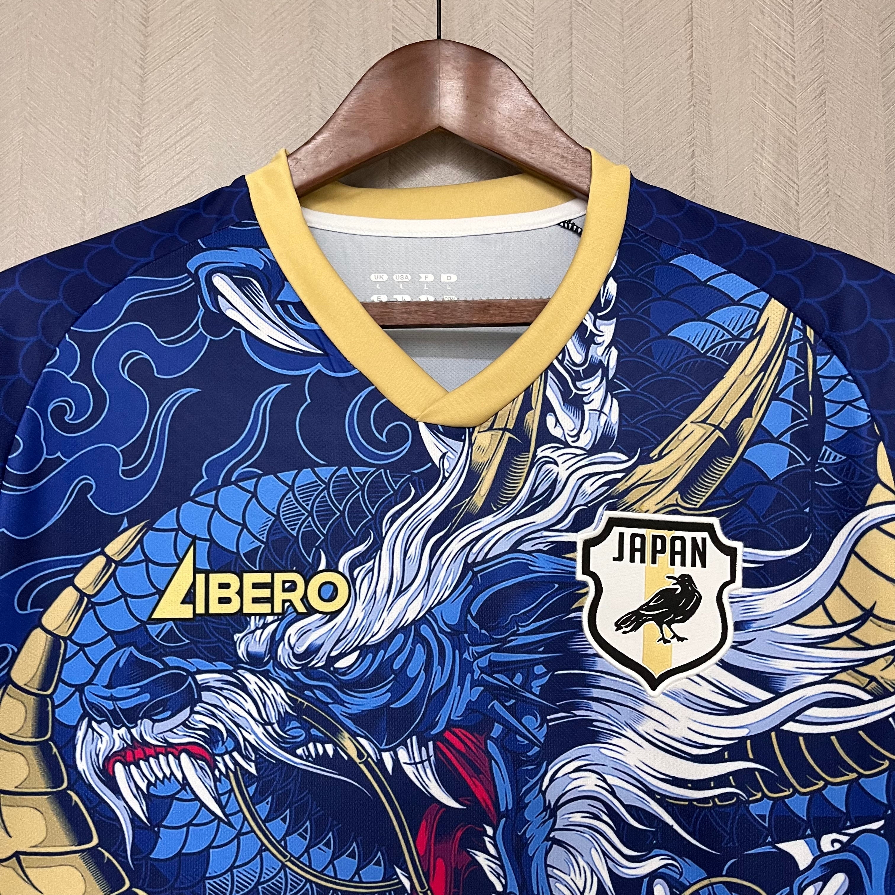 Giappone 24-25 | Kit concettuale terzo Blue Dragon