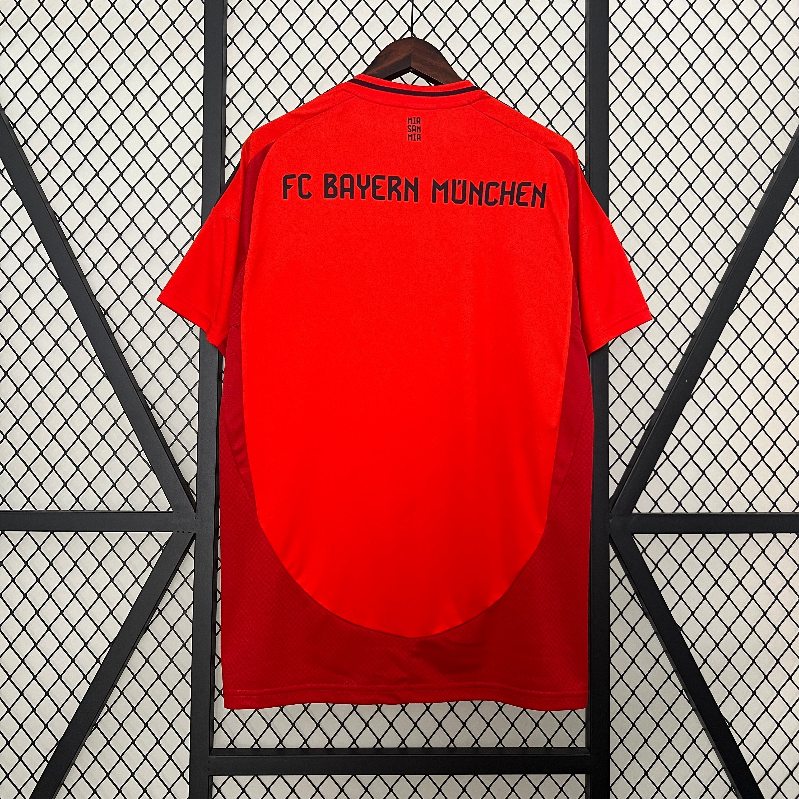 Bayern München Heimtrikot 2024/2025