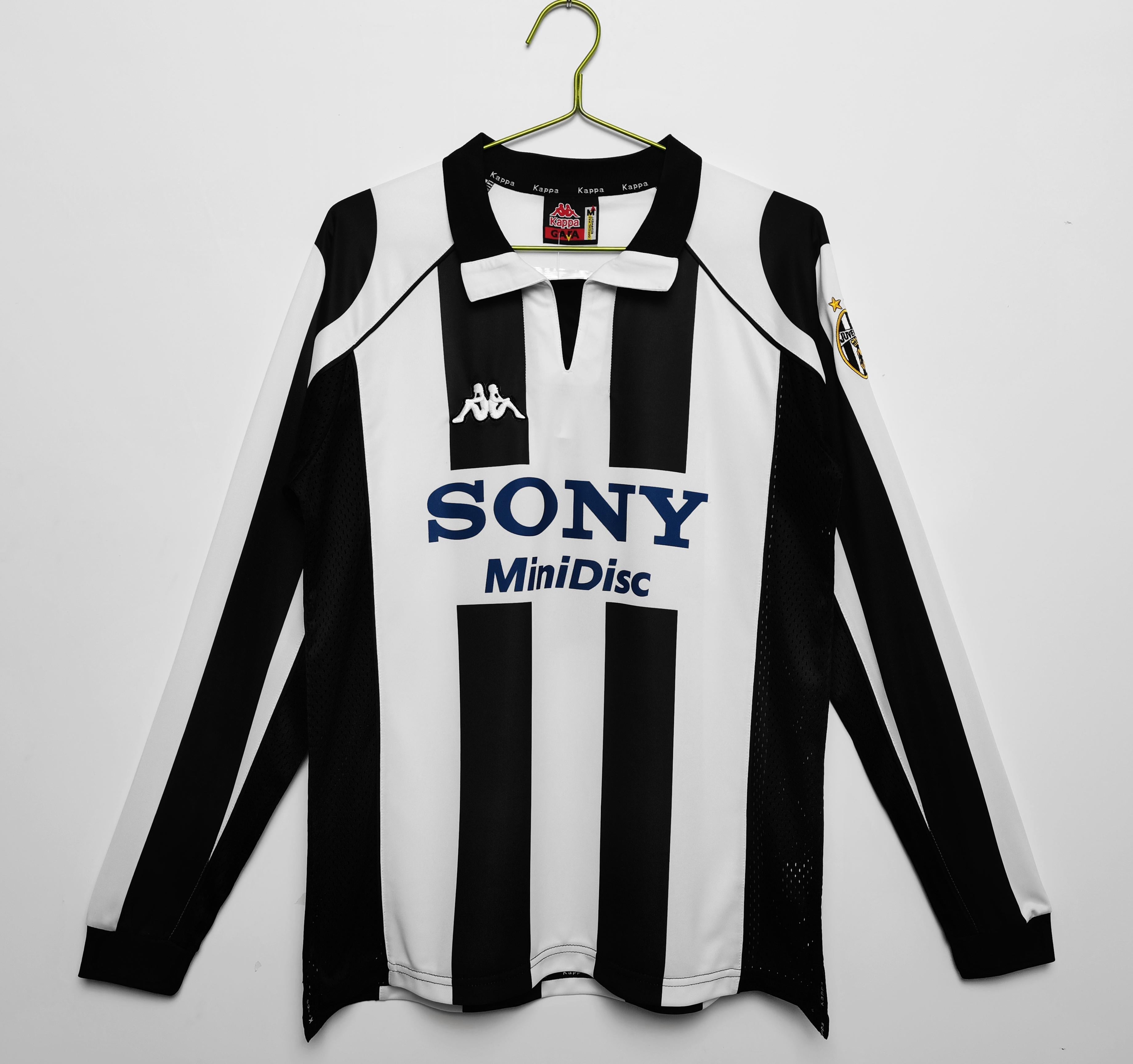 Juventus 1997-1998 Kit Casa Manica Lunga