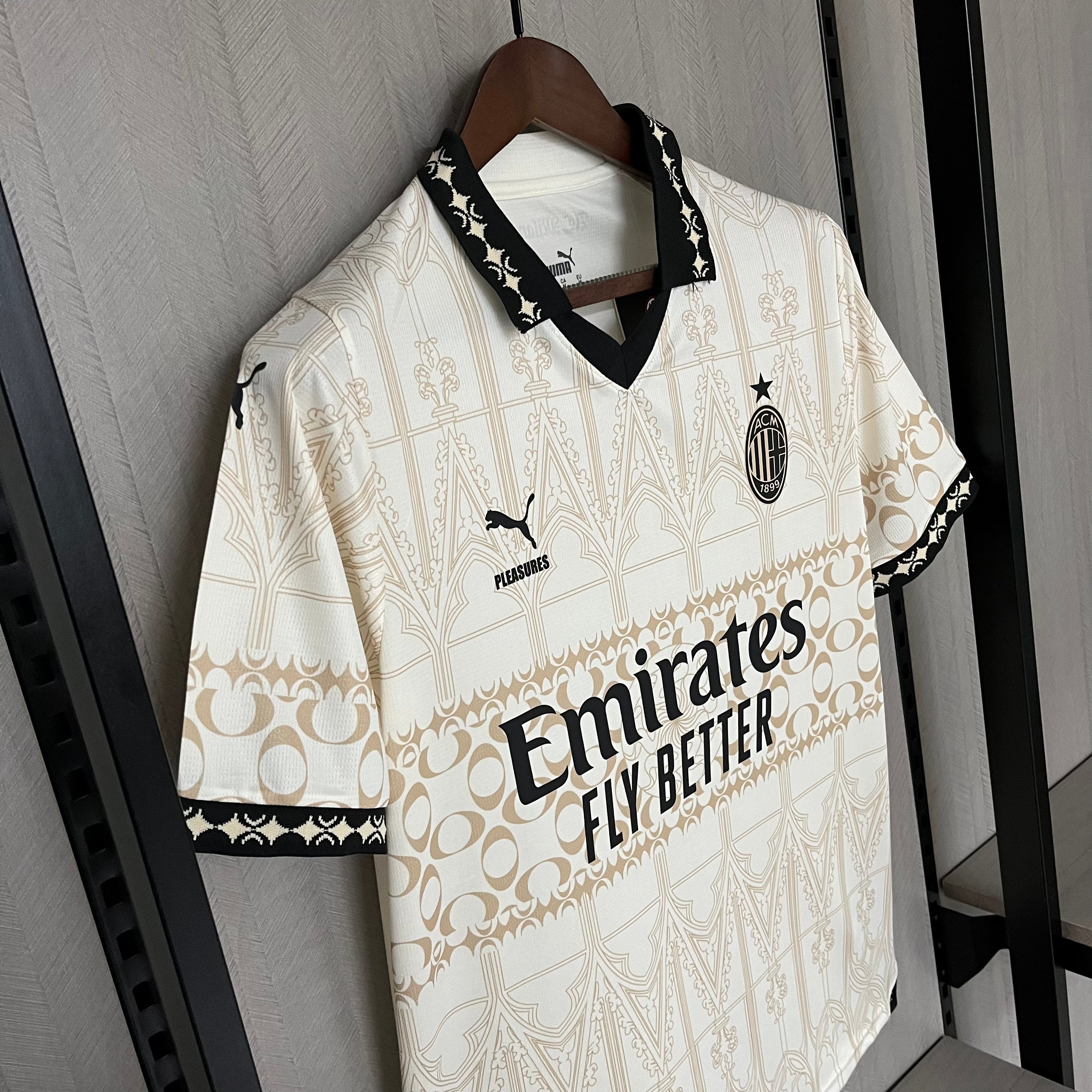 Quarta maglia speciale AC Milan 2024-2025