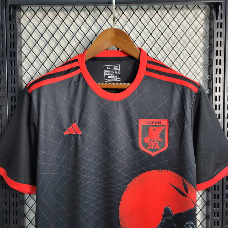 Japan 23-24 Schwarzer Leopardenkopf Sonderedition