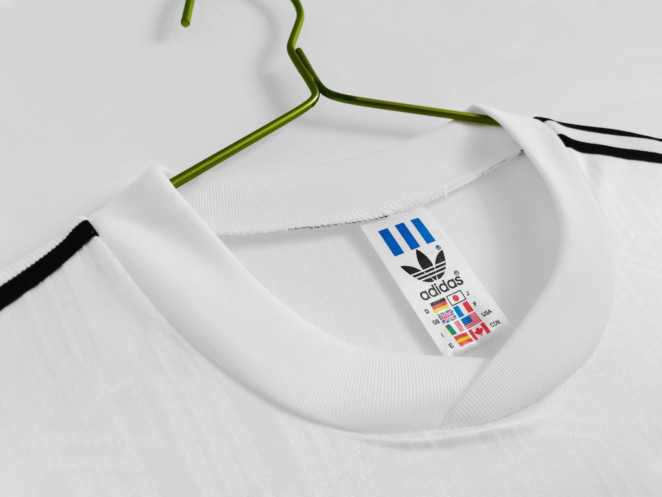 Uniforme retro local Alemania 1990