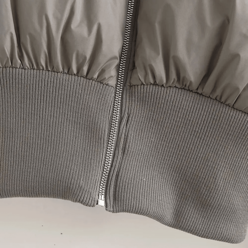 Damen Jacke, kurz geschnitten, Steppjacke, Reißverschluss vorne, hoher Kragen