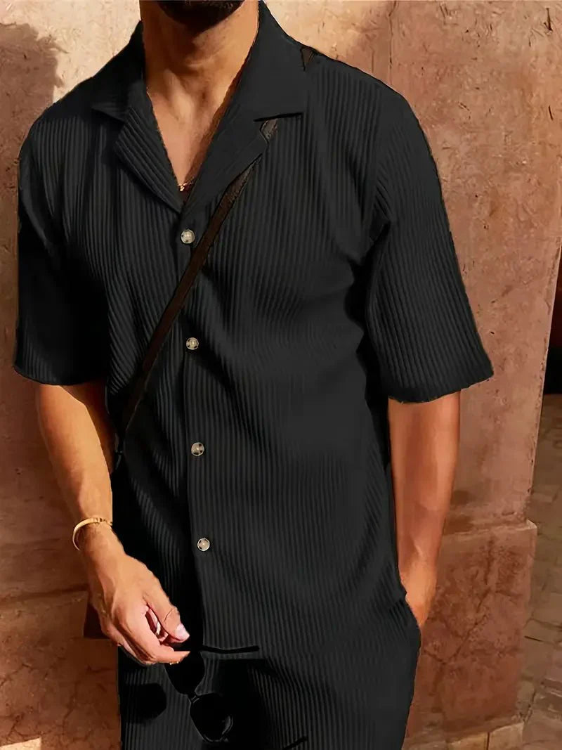 Completo da uomo in lino a due pezzi — Vestibilità rilassata, camicia a maniche corte con collo aperto e pantaloni