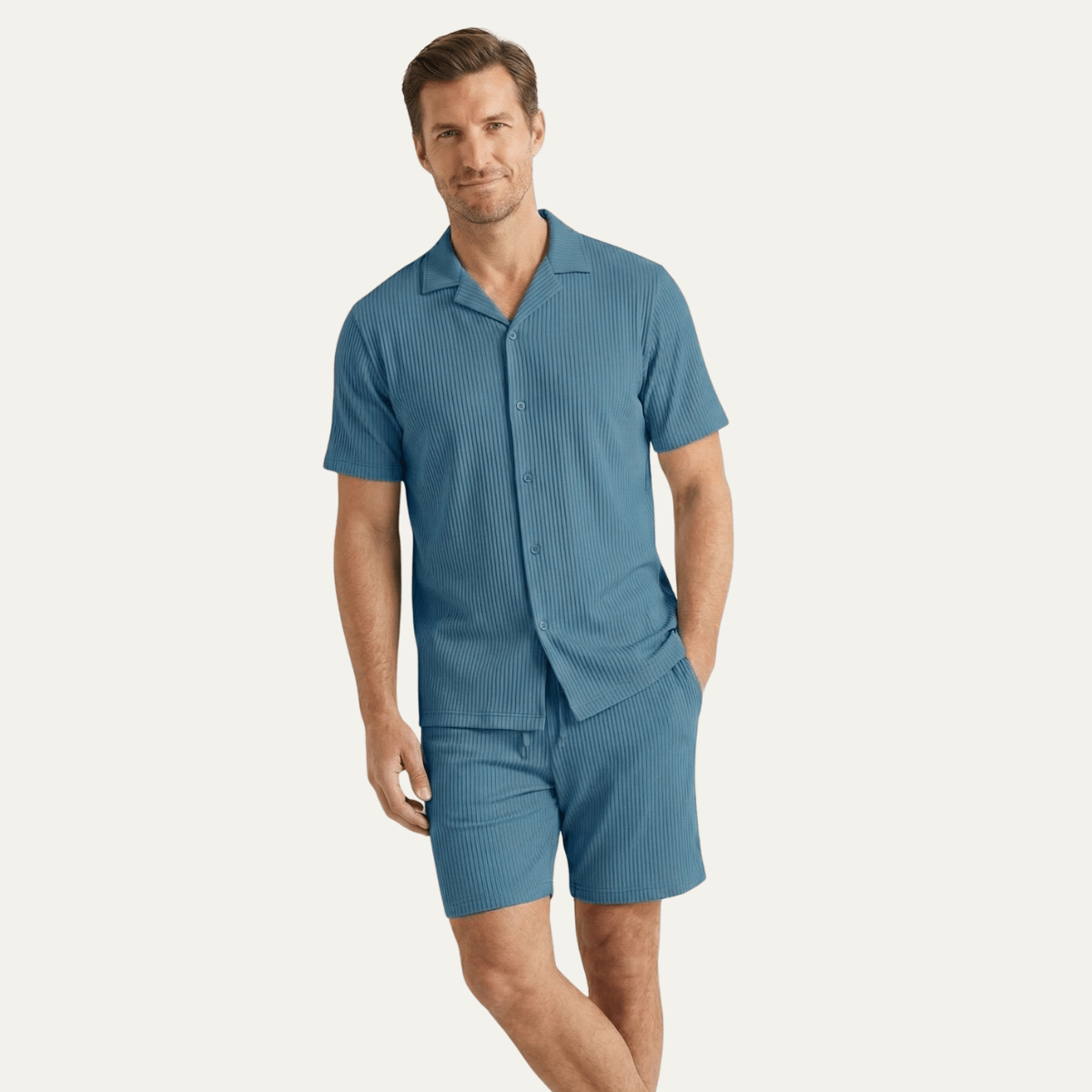 Completo lounge uomo — Maglia a maniche corte a coste e pantaloncini con coulisse