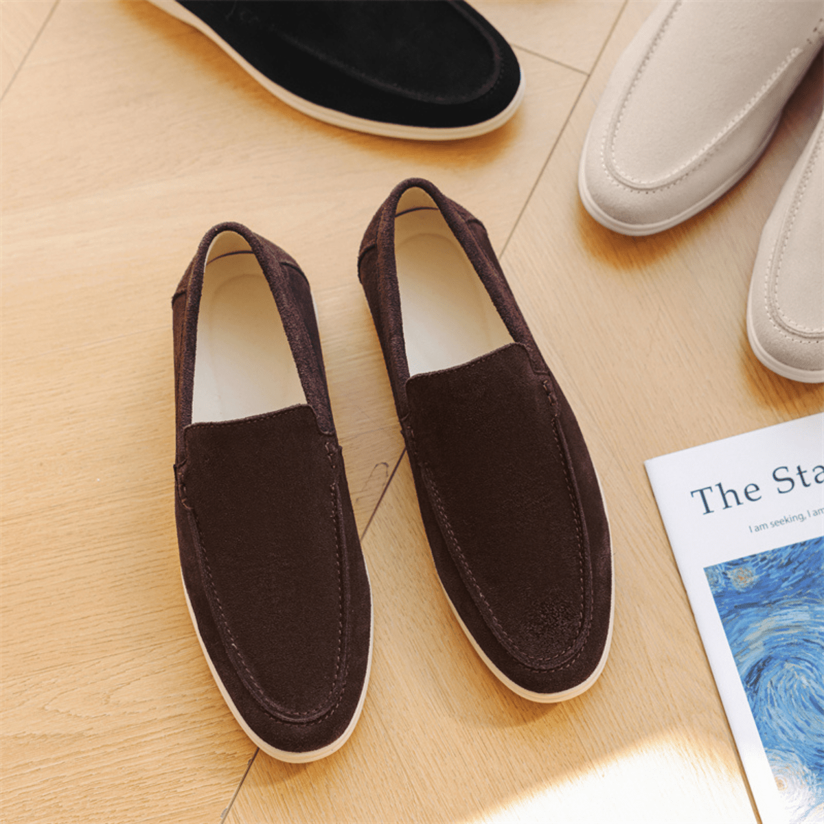 Mocassini da uomo slip-on — dettaglio cucito, stile smart-casual