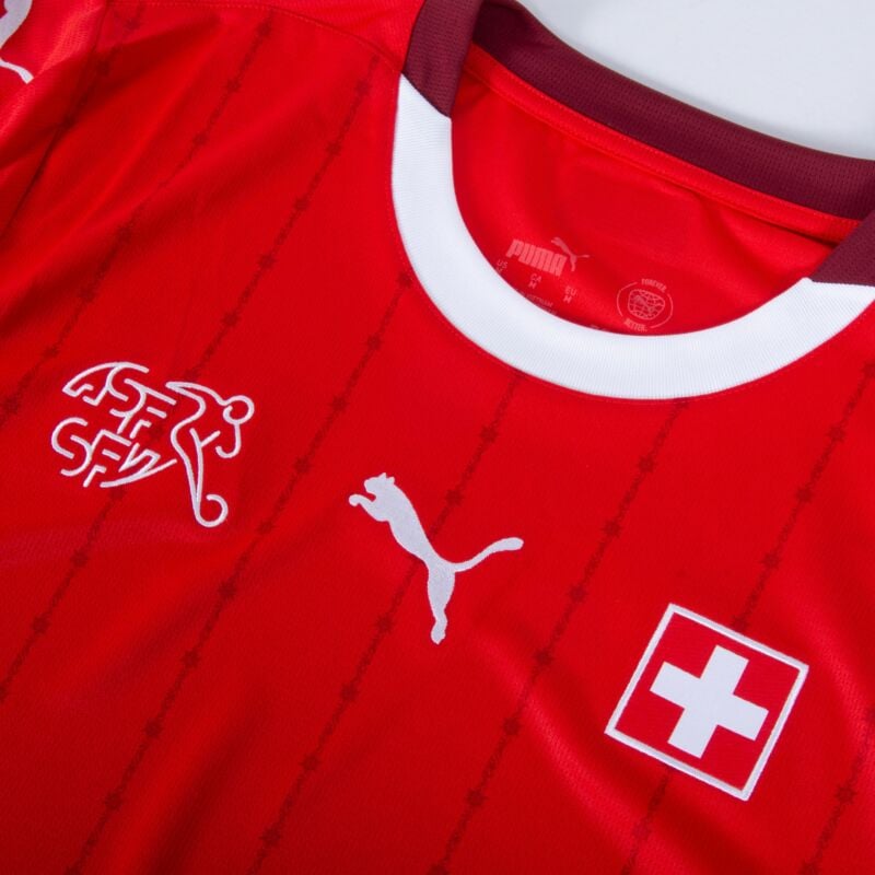 Camiseta local Suiza 24/25 Euro 2024