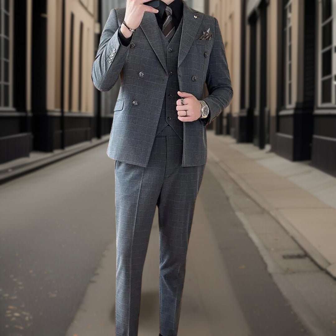 Completo Uomo Classico 3 Pezzi Vestibilità Stile Senza Tempo