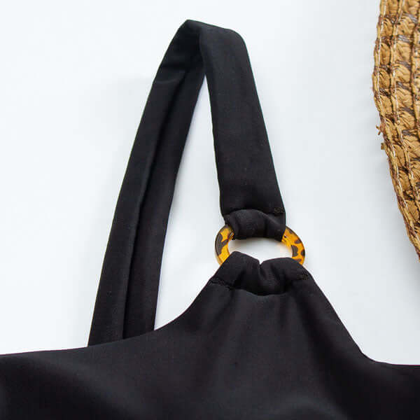 Damen Badeanzug, gerader Ausschnitt, Cut-Out vorne, Ringdetails