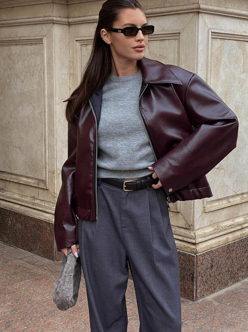 Giacca donna — Chiusura frontale con zip, collo con rever
