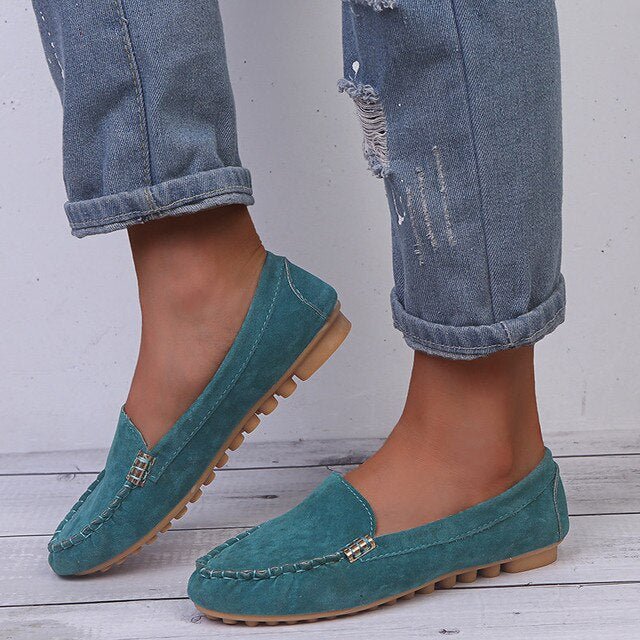 Damen-Loafer — Schlupfschuh, flache Sohle, geschlossener Obermaterial, minimalistisches Design