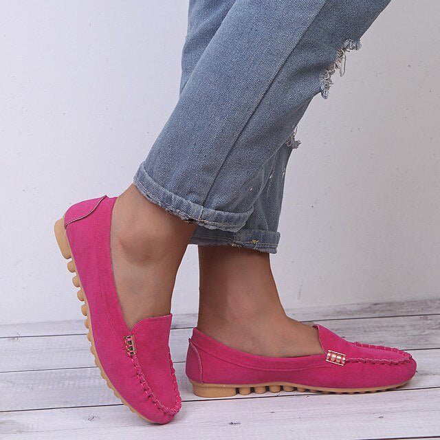 Damen-Loafer — Schlupfschuh, flache Sohle, geschlossener Obermaterial, minimalistisches Design