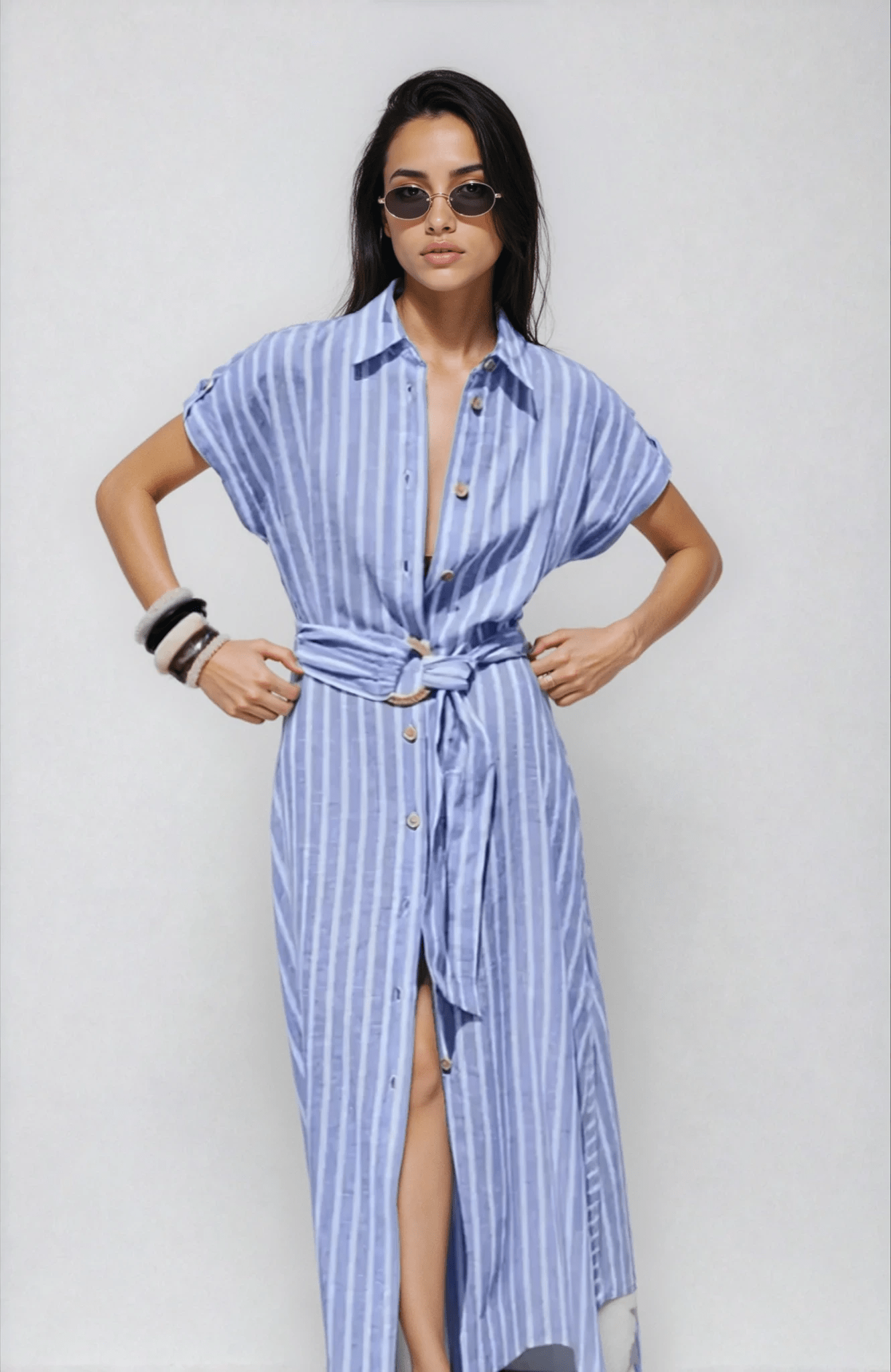 Damen Maxikleid — Gestreift, kurzärmlig, Knopfleiste vorne, Taillenband
