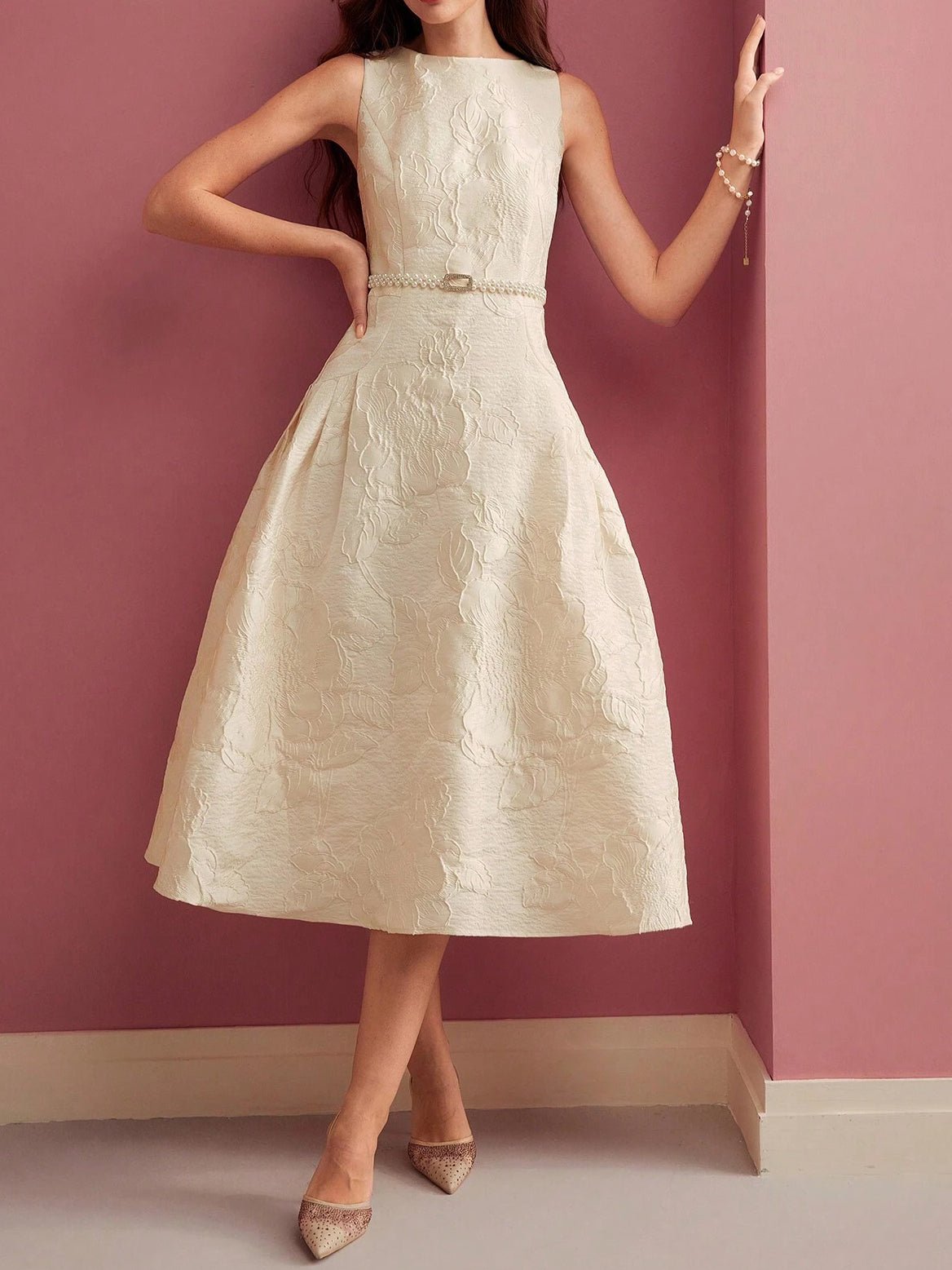 Damen Midikleid — A-Linien-Passform, Bootsausschnitt, ärmellos, Gürtel