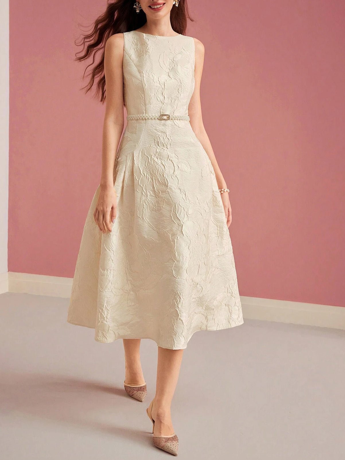 Damen Midikleid — A-Linien-Passform, Bootsausschnitt, ärmellos, Gürtel