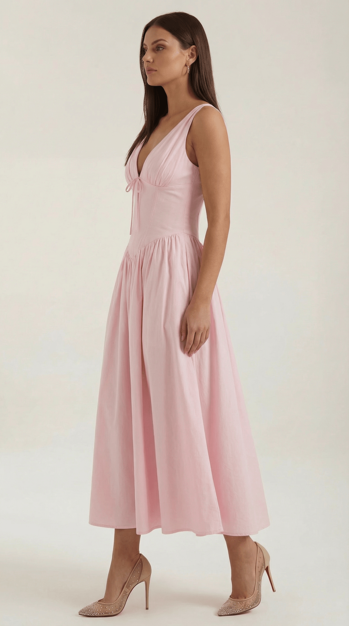Vestito midi donna — corpetto aderente e scollo a V