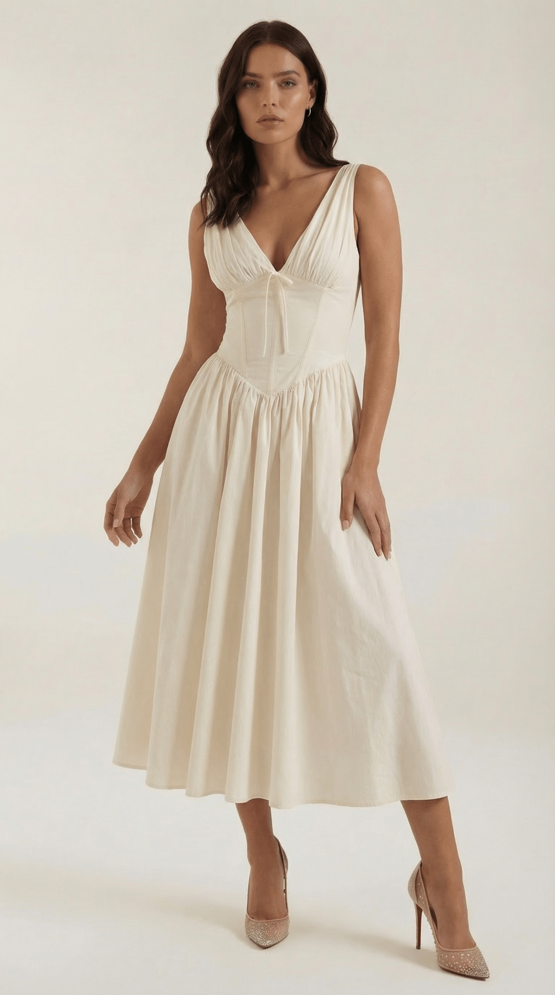 Vestito midi donna — corpetto aderente e scollo a V