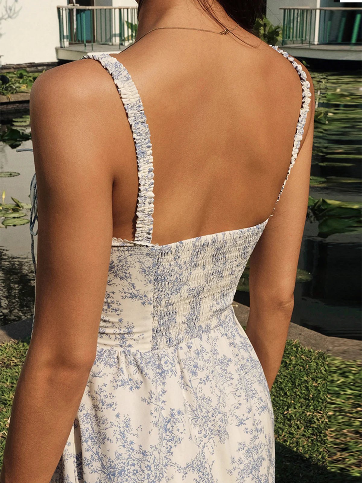 Damen Midikleid — Blumenmuster Korsett-Oberteil Knopfverschluss