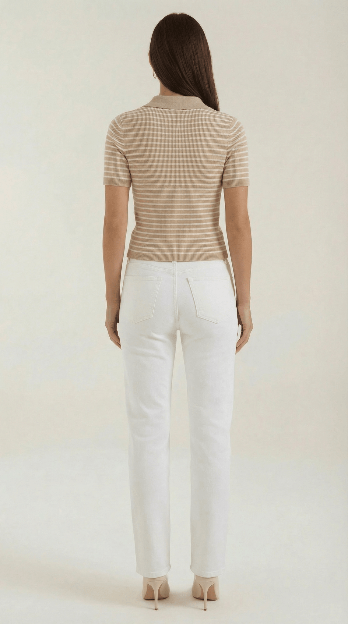 Polo da donna — Patta frontale con bottoni e design del colletto