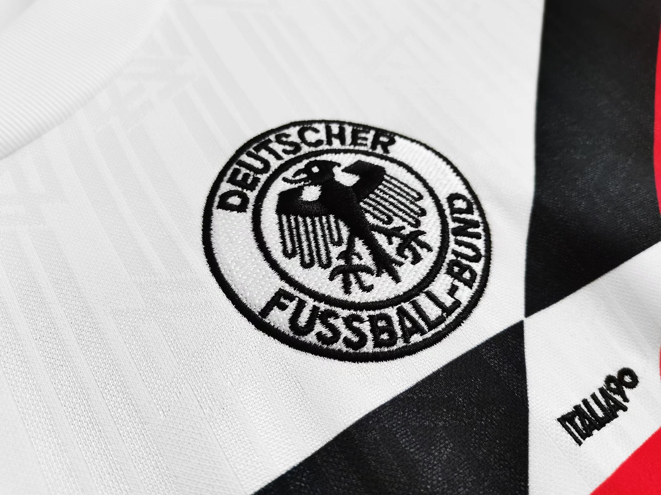 Uniforme retro local Alemania 1990