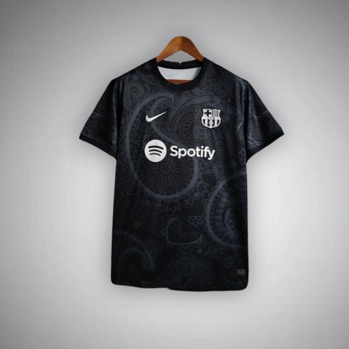Maglia premium FC Barcellona “Noir Fleur” (rosa nera) 24/25