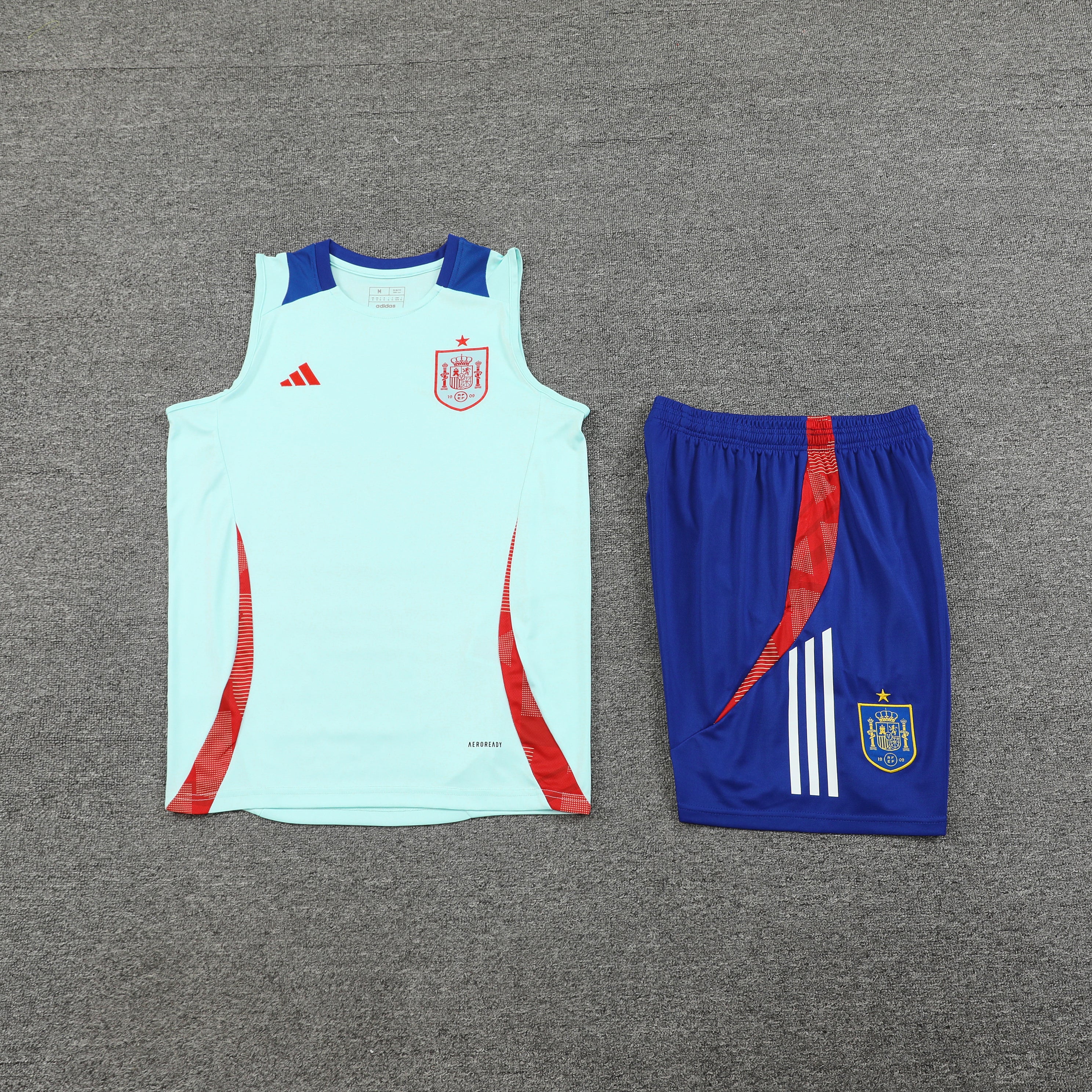 Set estivo Spagna 2024/25