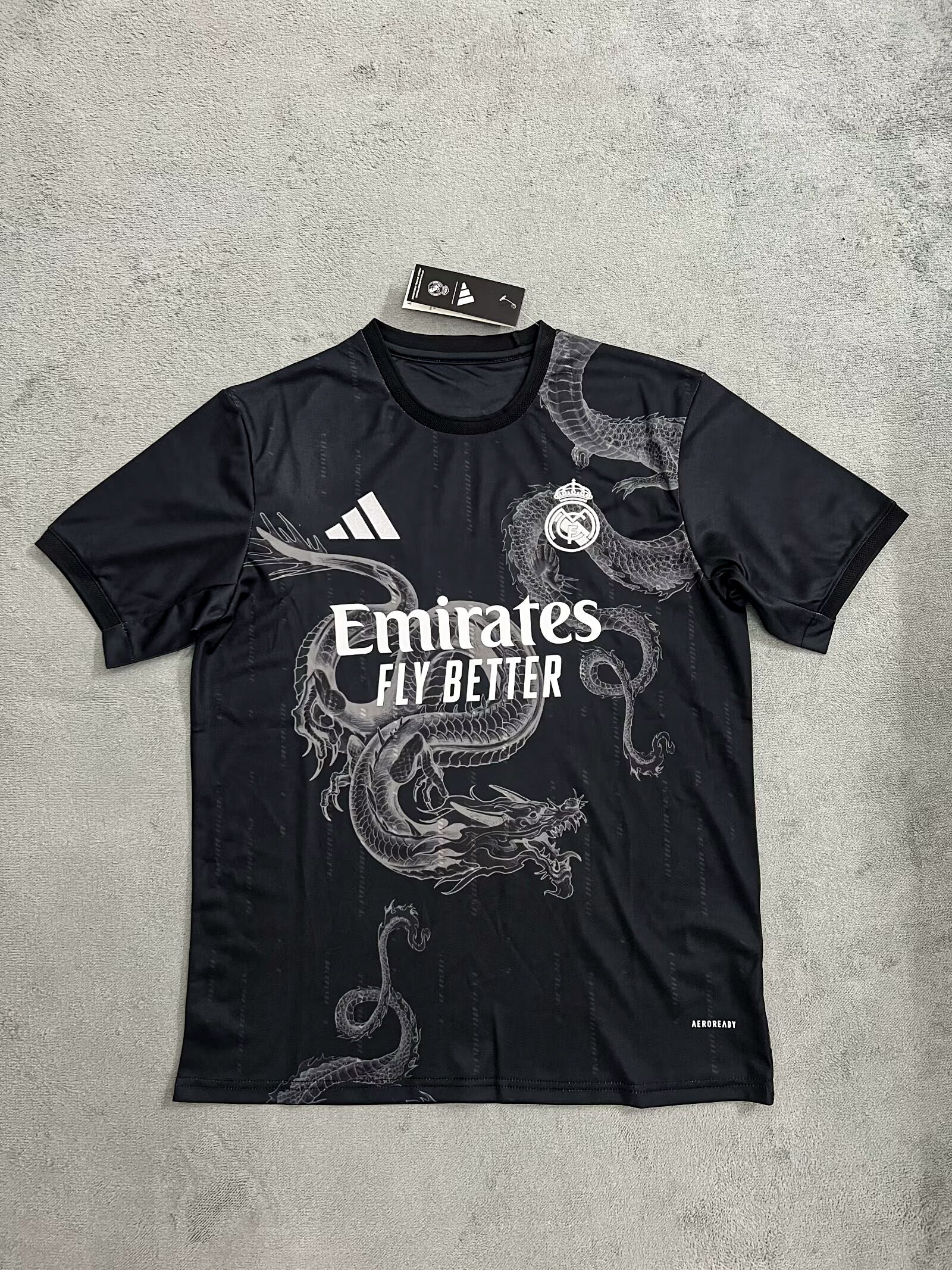 24/25 Real Madrid Drachen Sonderedition