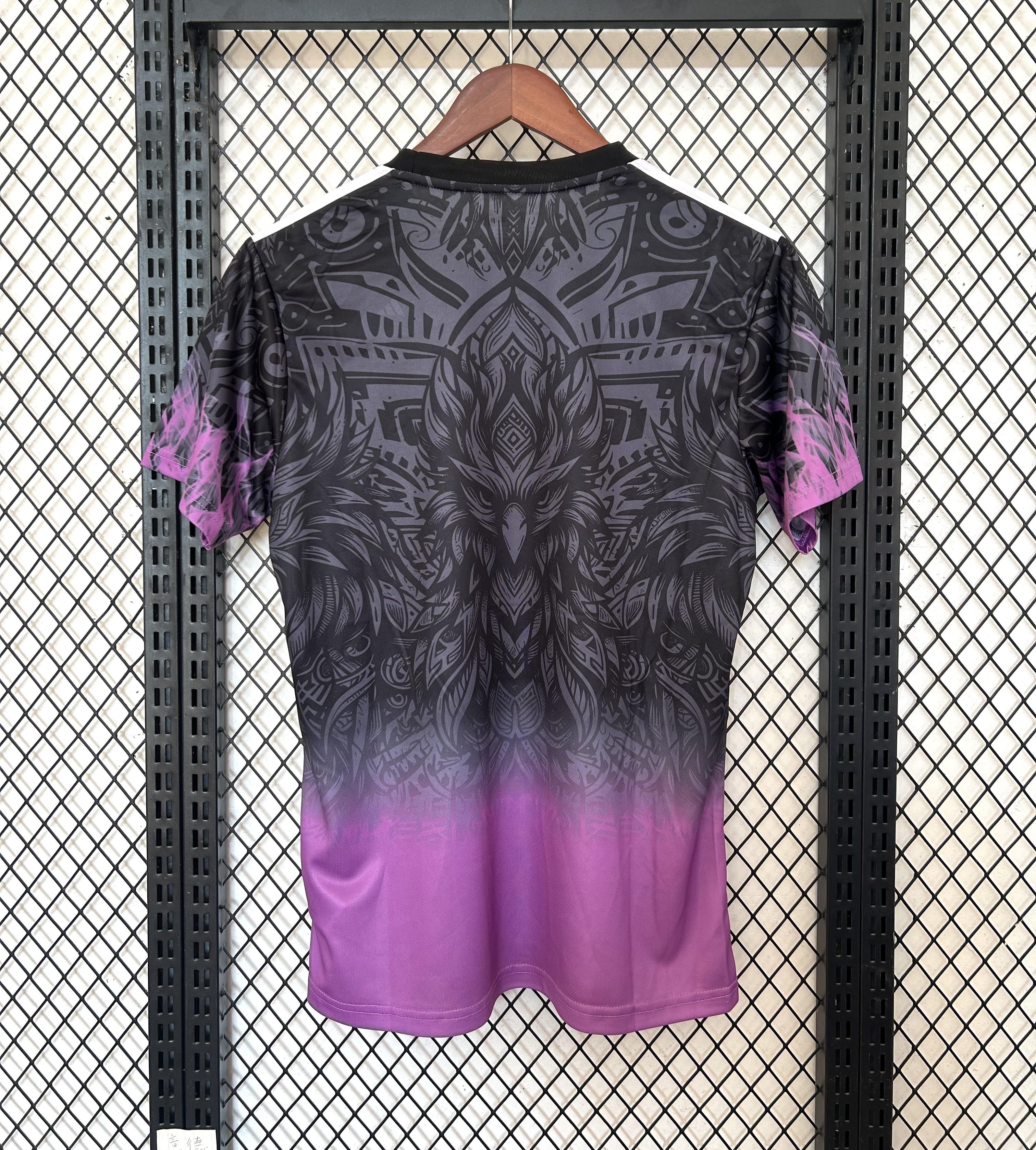Liverpool Lila Adler-Phoenix Sondertrikot