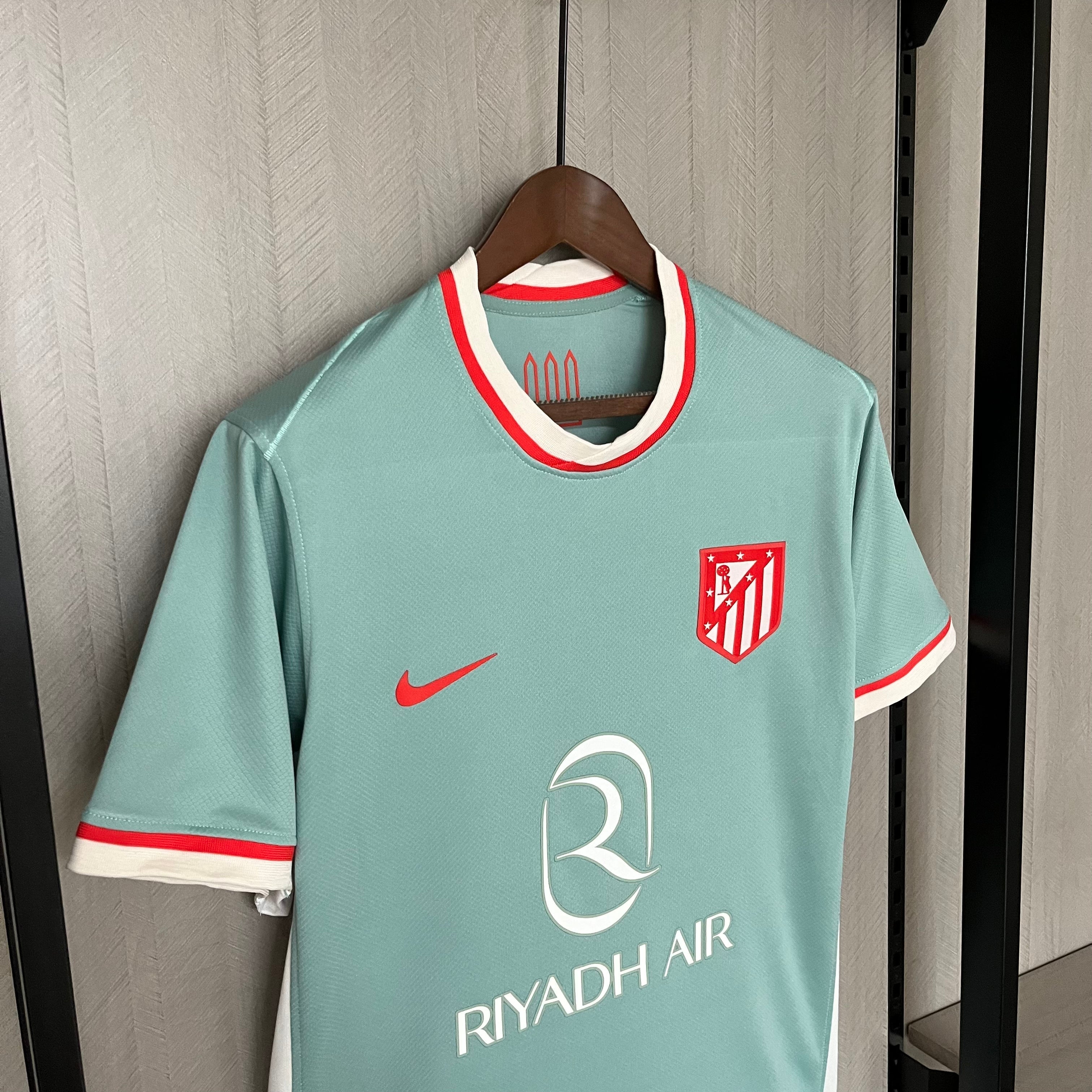 Atletico Madrid Auswärtstrikot 24-25