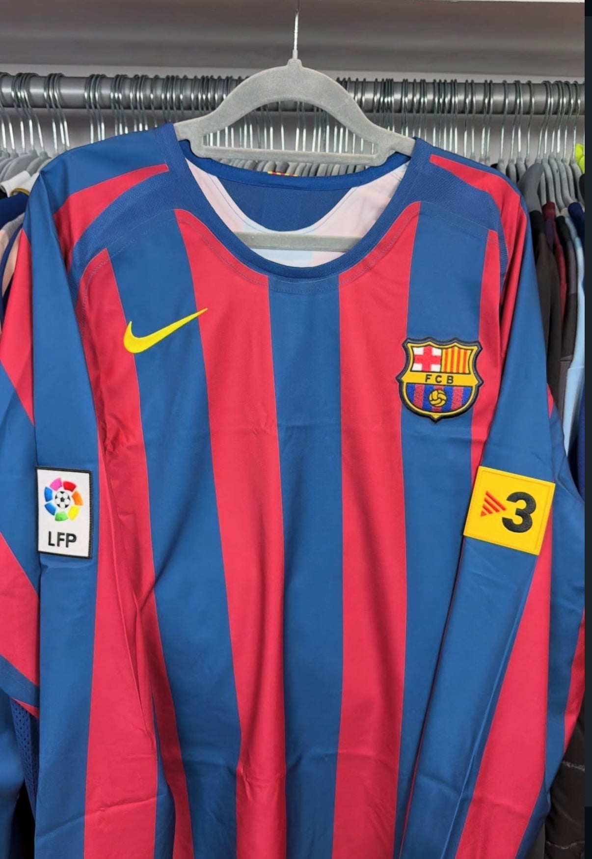 Maglia retro Ronaldinho maniche lunghe Barcellona 2005